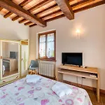 Casale Rialto Feriehus *